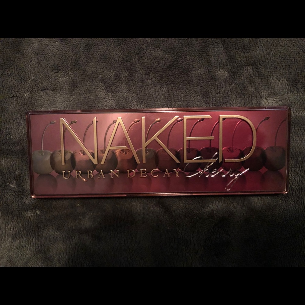 Urban Decay Naked Cherry Pallete